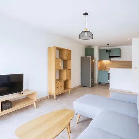Avec Balcon Parking Centre Apartman *