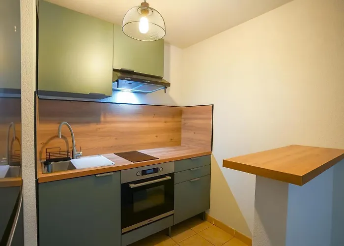 Avec Balcon Parking Centre Ales